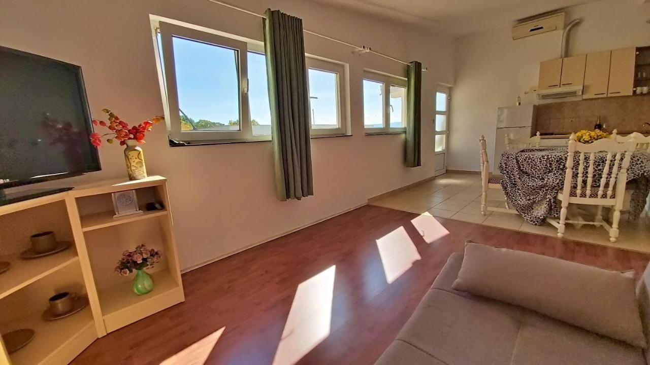 Apartments Neda Omiš Eksteriør billede